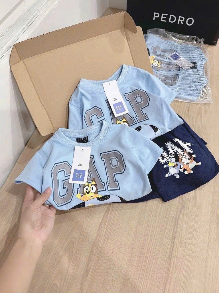 BỘ CHÓ CỨU HỘ G.A.P XANH TRỜI QUẦN SHORT XANH THAN CHO BÉ TRAI SẴN