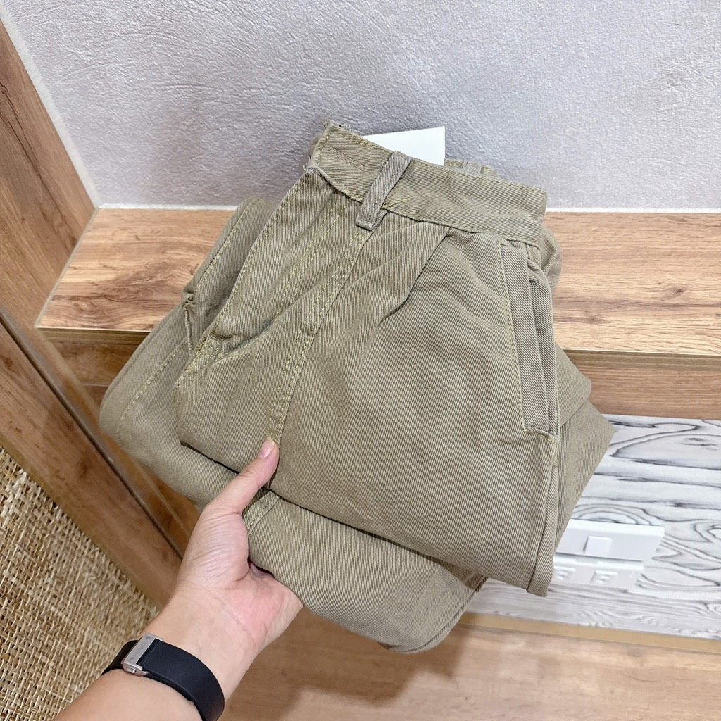 QUẦN JEAN NỮ SUÔNG NÂU GÂN NỔI