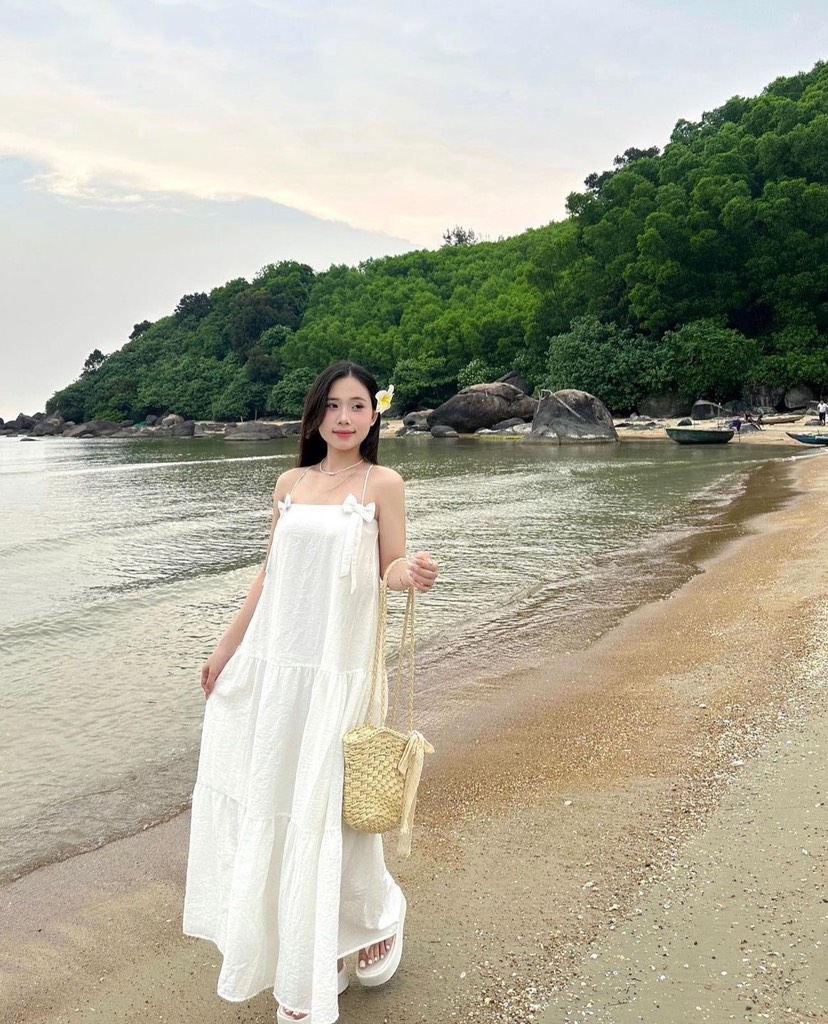 MAXI TẰM 2 MÀU 2 LỚP(xả 105k)