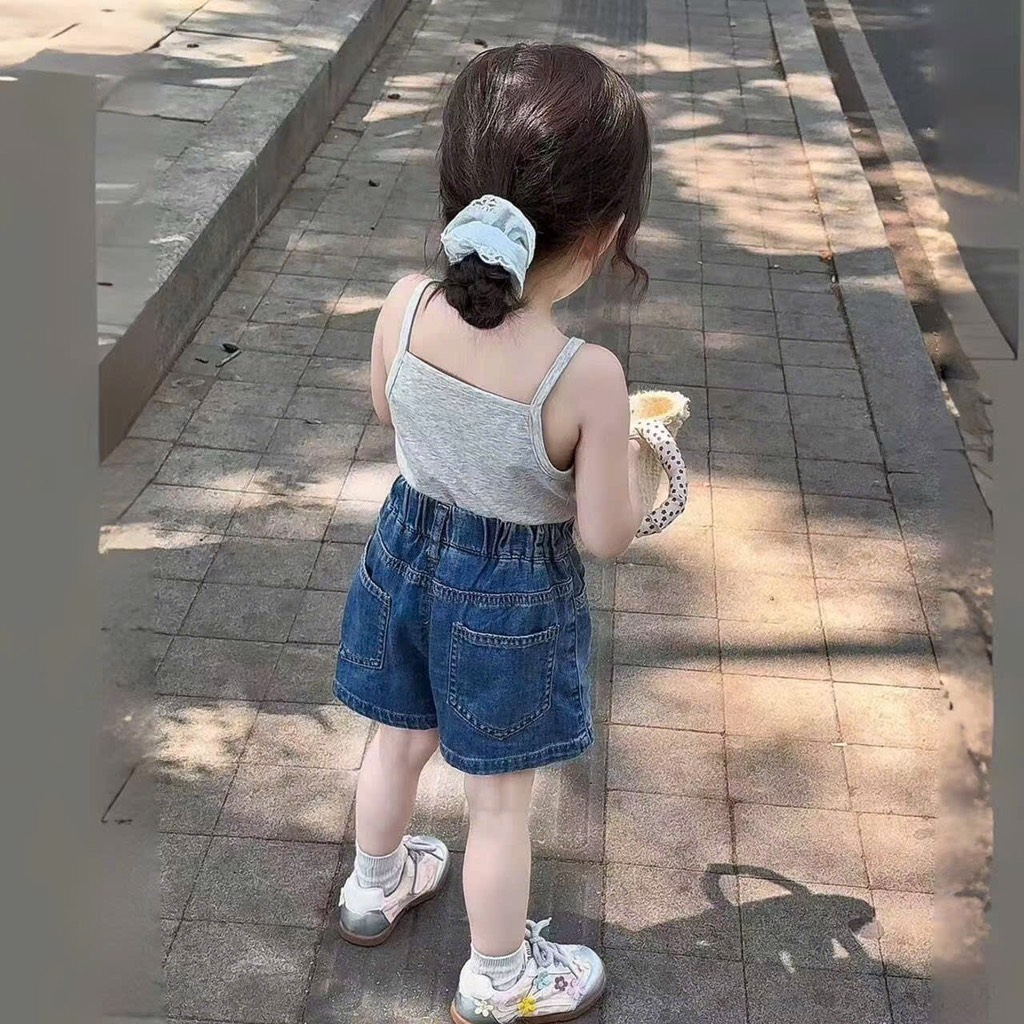 SÉT 3 CHI TIẾT ÁO 2 DÂY SƠ MI KẺ QUẦN VÁY JEAN KITTY BÉ GÁI