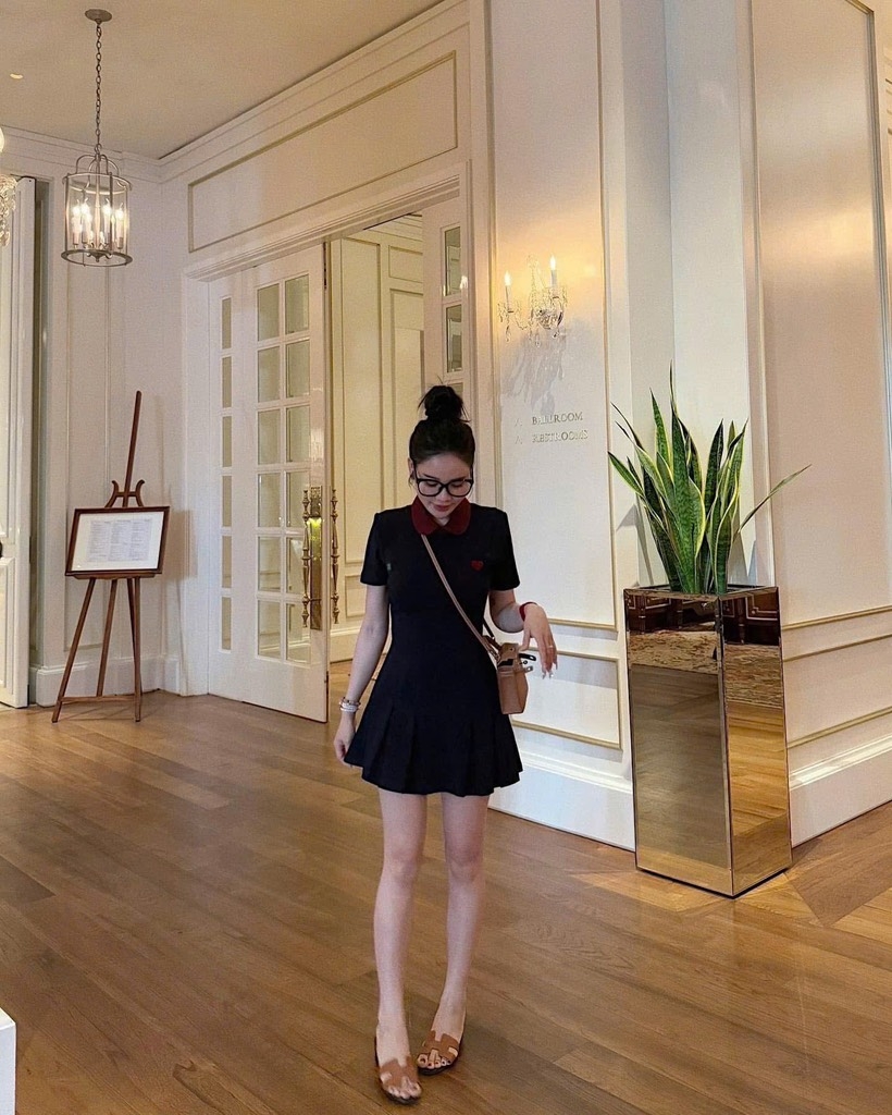 VÁY TIM THAN CỔ SEN PHỐI ĐỎ NỮ ( xả 89k )
