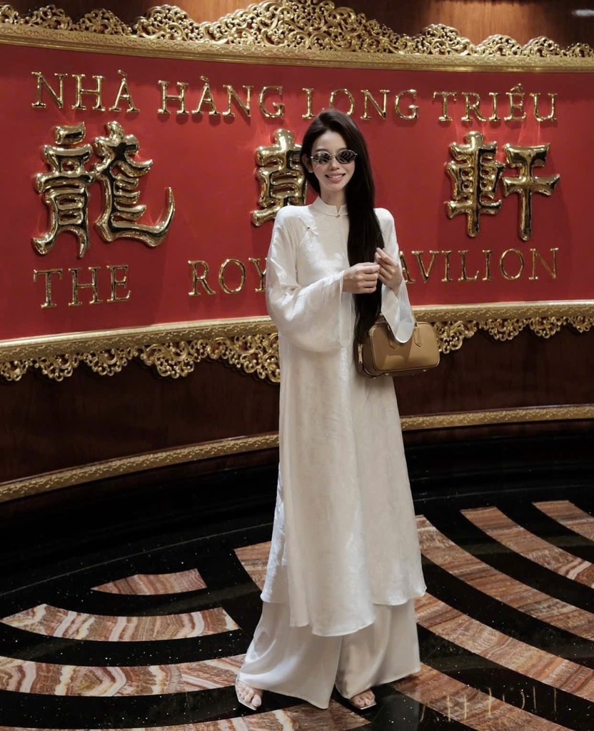 SET ÁO DÀI KHUY NGỌC LỤA TẰM NỮ