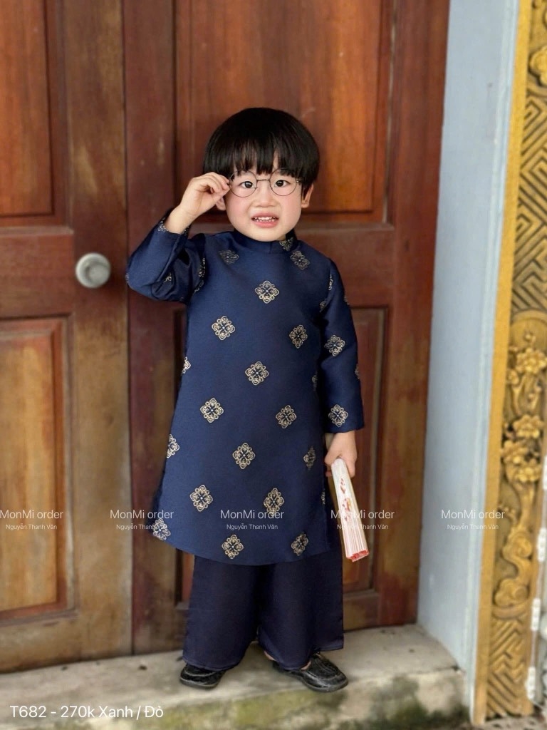 SET ÁO DÀI VẢI GẤM BÉ TRAI