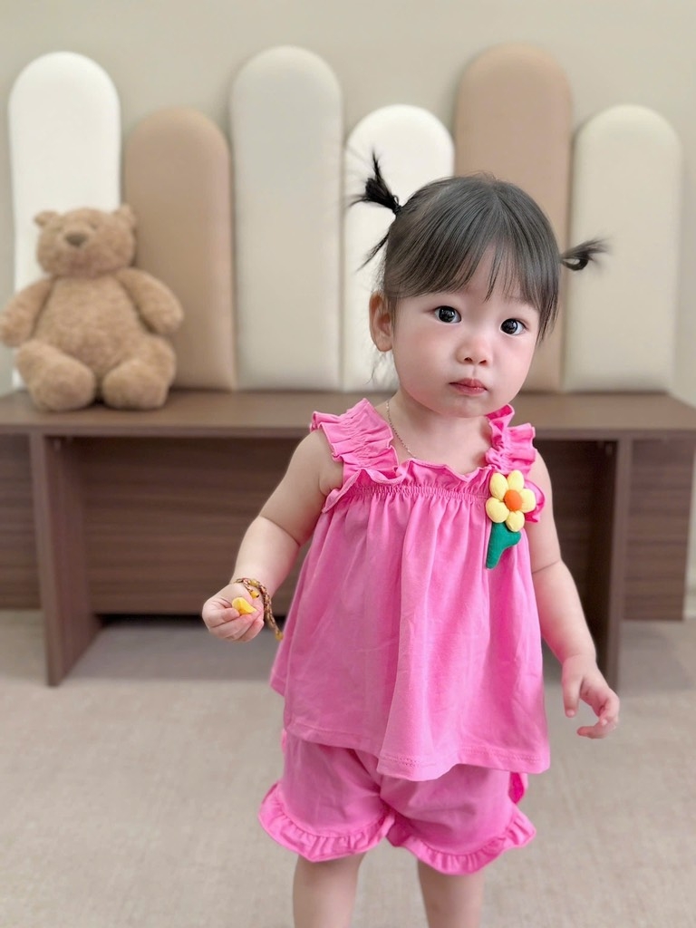 SET 2 BỘ 2 DÂY BÈO ĐÍNH HOA BÉ GÁI SẴN (SALE 95k)