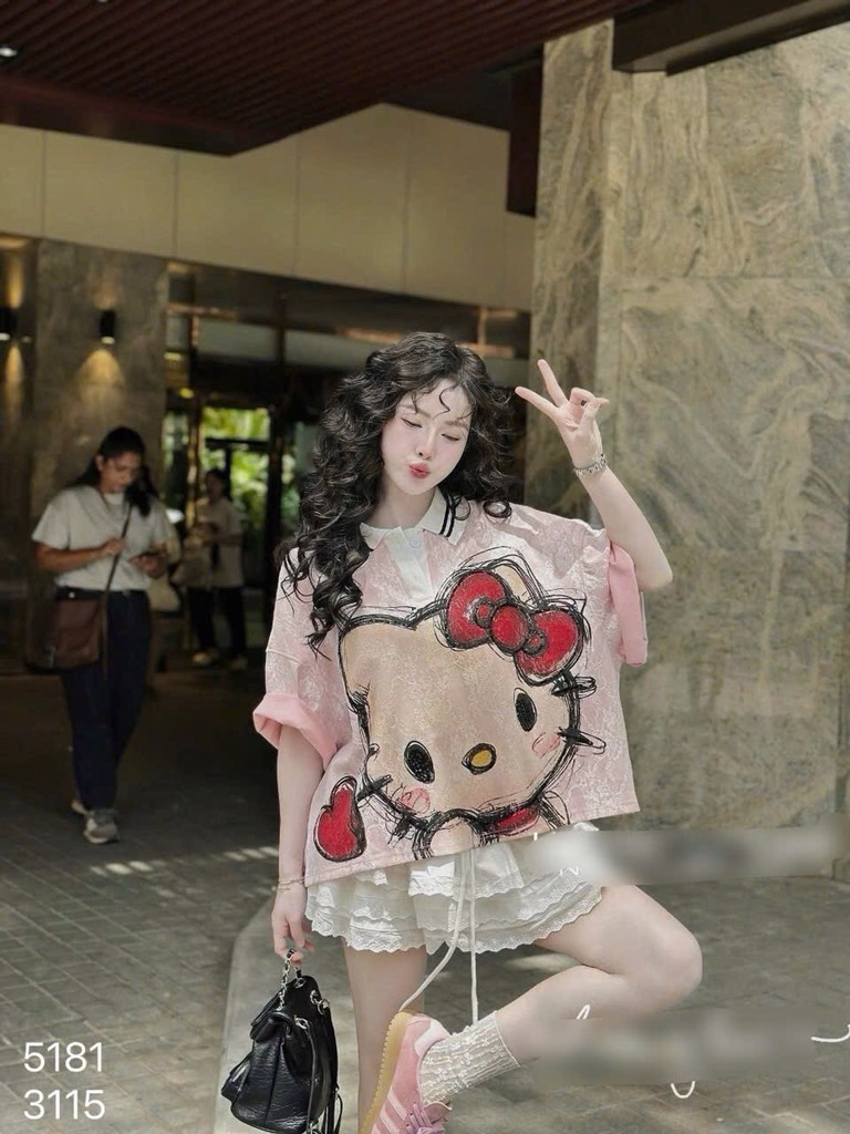 ÁO PHÔNG RÔNG HELLO KITTY CỔ BẺ NỮ SẴN