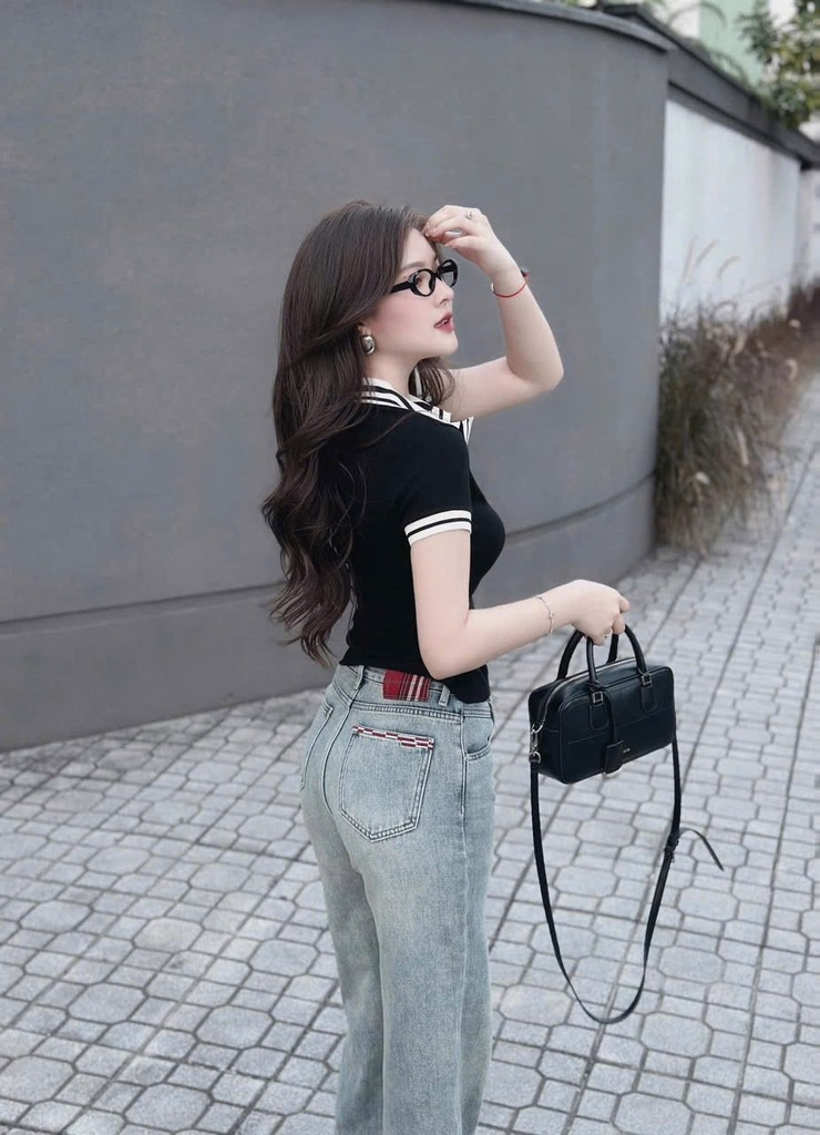 ÁO PHÔNG POLO CỔ BẺ BO XỊN NỮ SẴN
