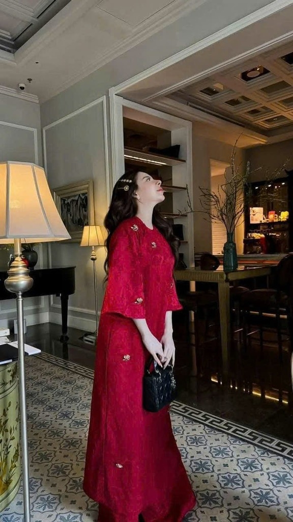 SET ÁO DÀI ĐÍNH BƯỚM TẾT 2026 NỮ