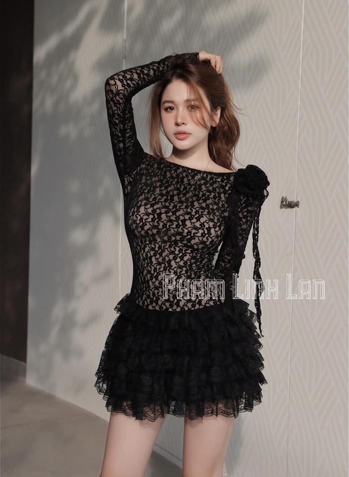 VÁY REN ĐÍNH HOA BÈO KÈM QUẦN SẴN