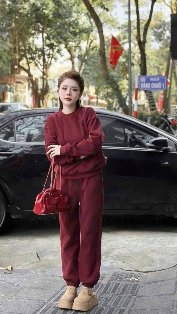 BỘ DÀI NỈ ĐỎ THÊU NGỰA NỮ THU ĐÔNG