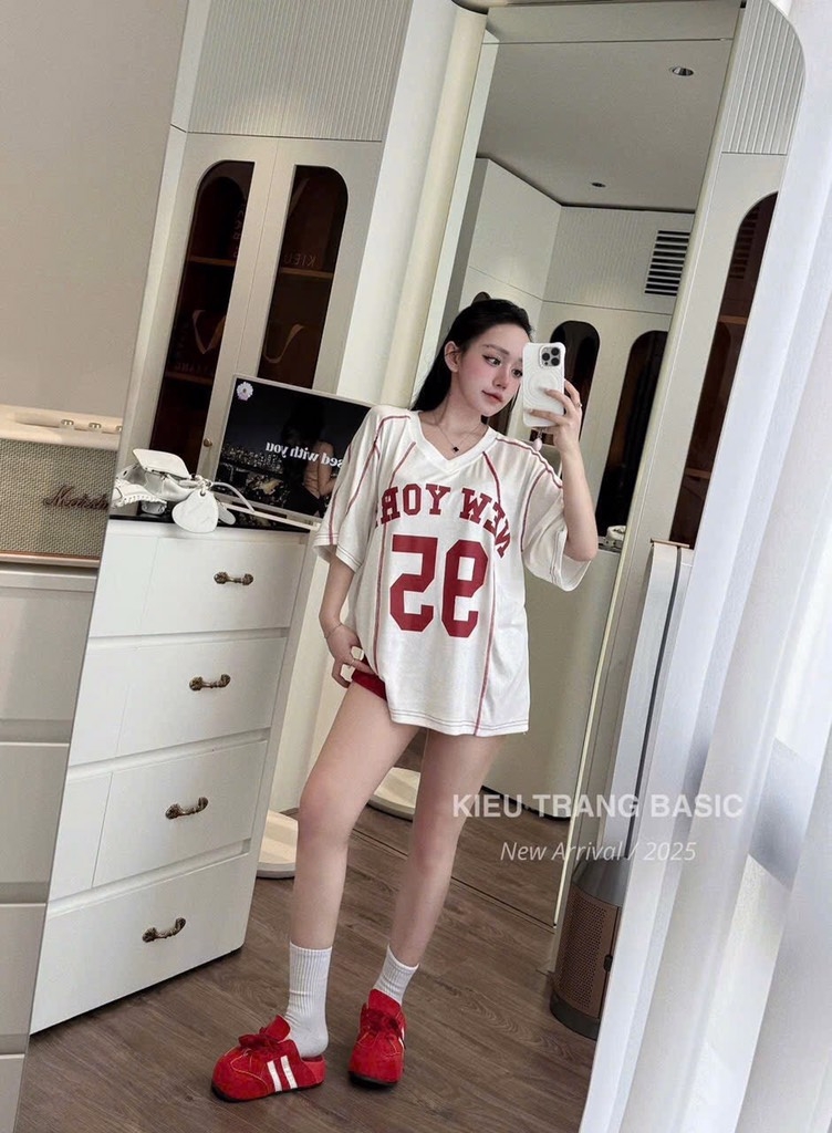 SET BỘ ÁO NEWW YORK KÈM QUẦN ĐÙI NỮ