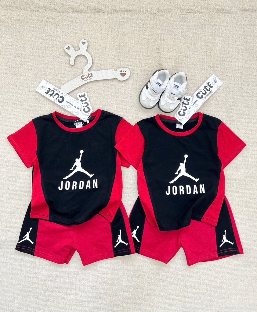 BỘ THỂ THAO JORDAN ĐEN PHỐI ĐỎ CHO BÉ TRAI(SALE 59k)