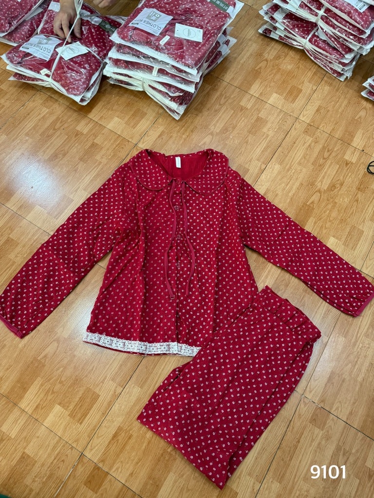 SET BỘ XÔ MUSLIN HOA NHÍ ĐỎ NỮ SẴN (SALE 115k)