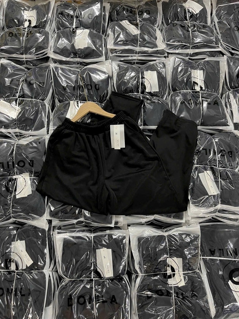 QUẦN BAGGY ĐEN TÚI NẮP NỮ SẴN