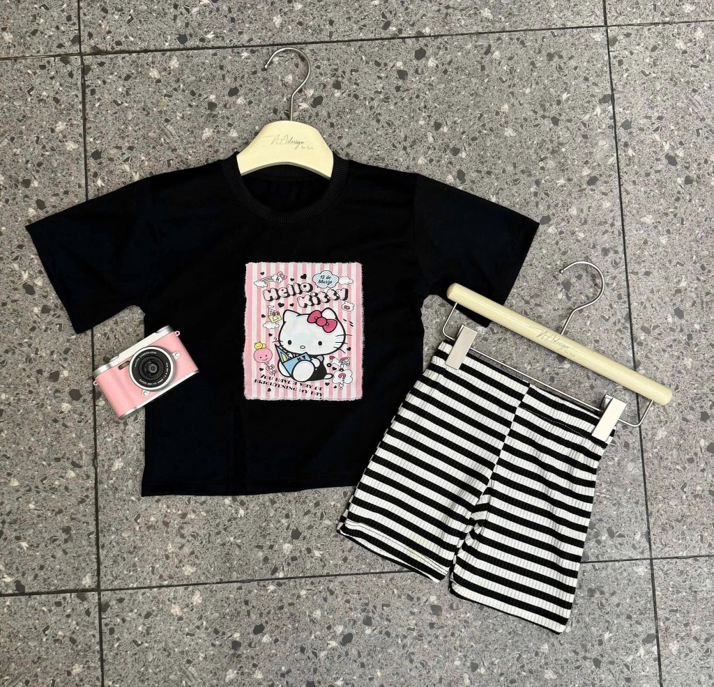 SET BỘ COTTON HELLO KITTY ĐEN MIX QUẦN LEGGING KẺ CHO BÉ GÁI