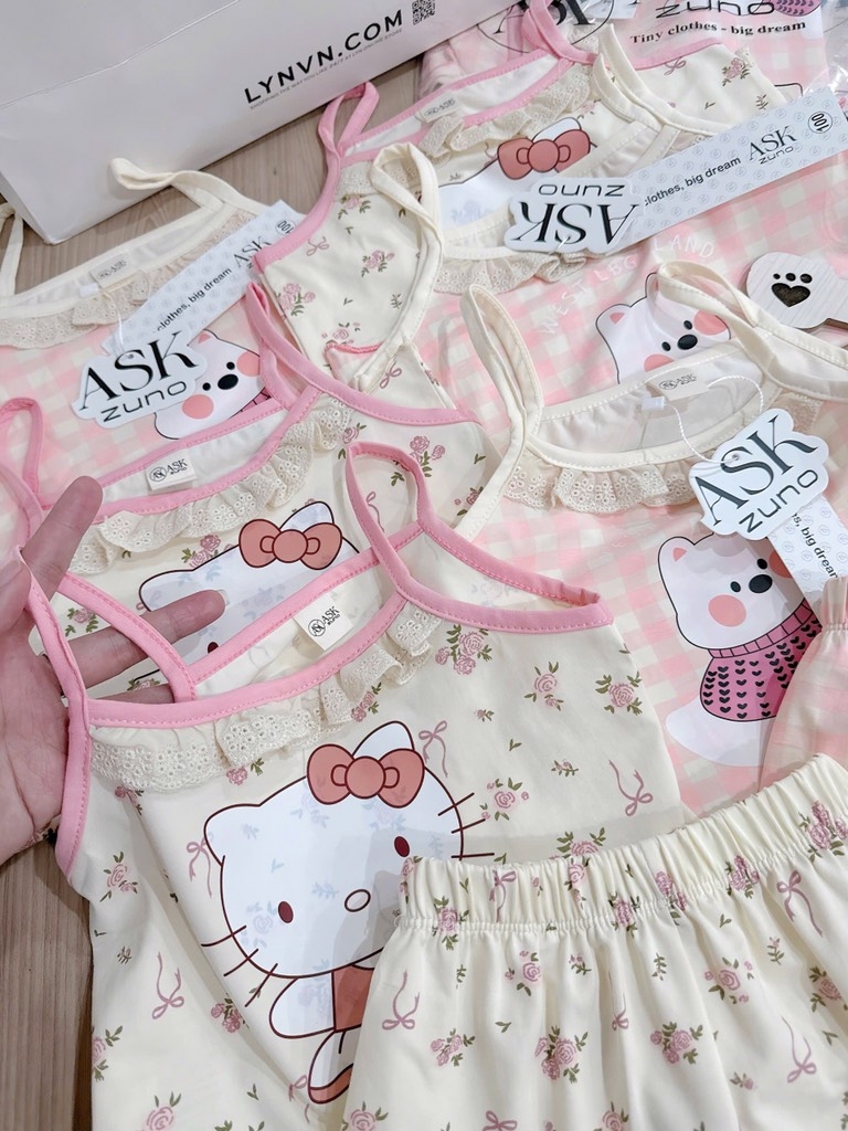 SET 2 BỘ HOA NHÍ VIỀN REN BÉ GÁI