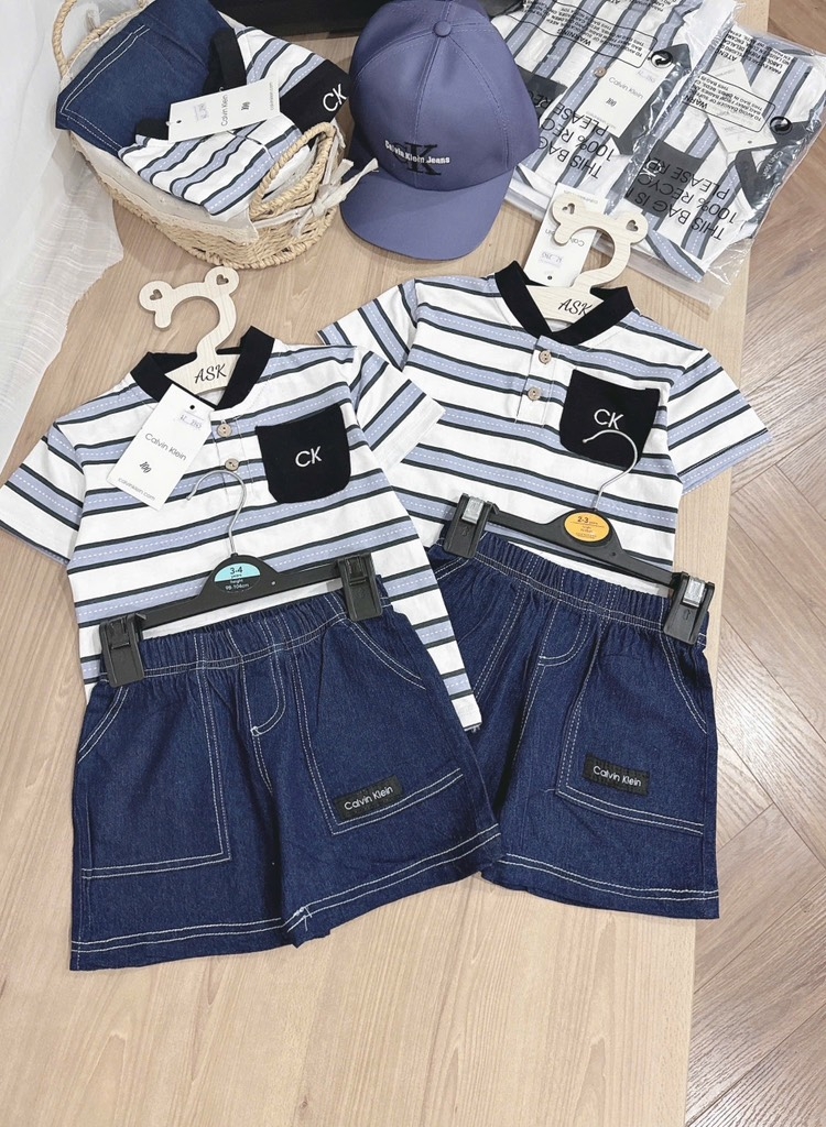 SET CK CỔ TRỤ QUẦN JEAN GIẤY MỀM KÈM MŨ BÉ TRAI