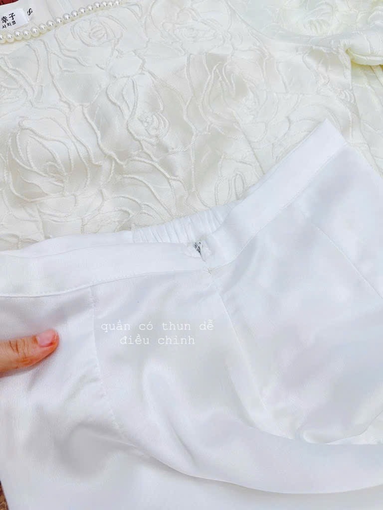 ÁO DÀI GẤM 2 LỚP MÀU KEM SẴN