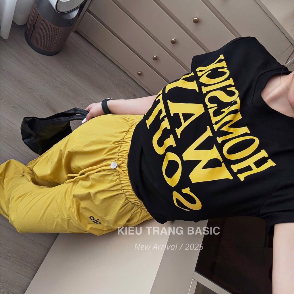 BỘ ÁO CHỮ QUẦN SUÔNG VÀNG NỮ(XẢ 99k)