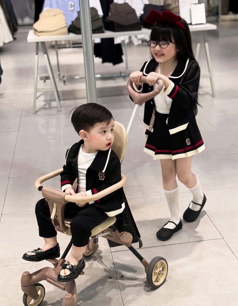 SET BỘ DÀI PHỐI VIỀN THÊU GẤU BÉ TRAI BÉ GÁI SẴN (SALE TRAI 95K - GÁI 100K)