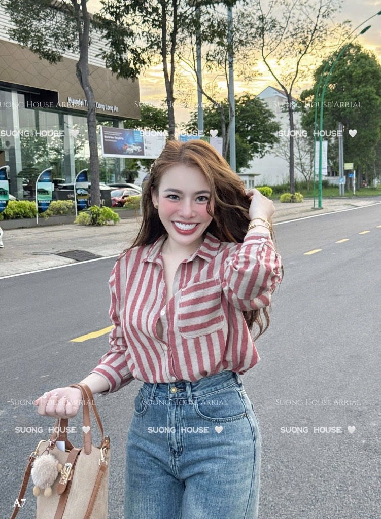 ÁO SƠ MI KẺ SỌC TÚI TRƯỚC NỮ