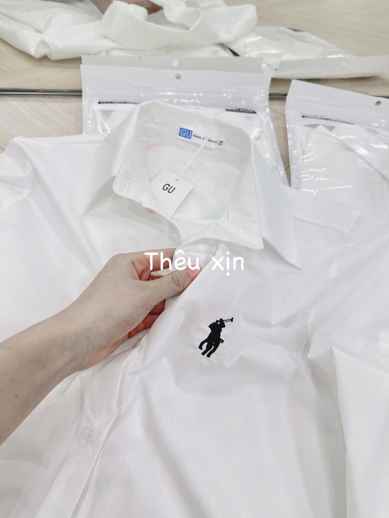 ÁO SƠ MI GU THÊU VẠT CONG NỮ SẴN