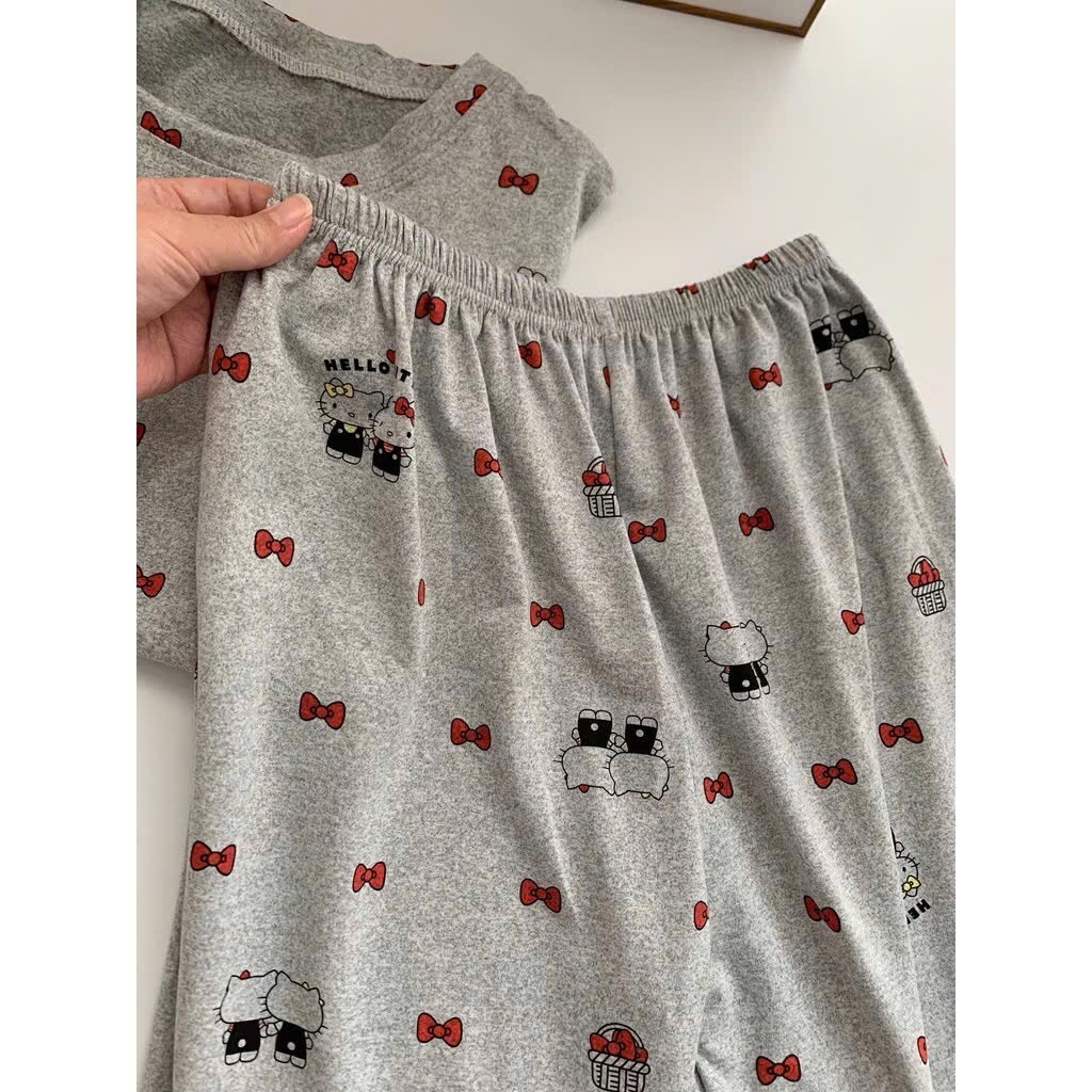 SET BỘ NGỦ DÀI HELLO KITTY NƠ NỮ THU ĐÔNG