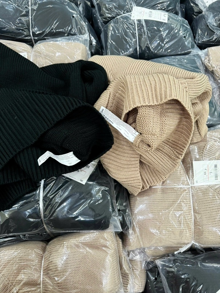 ÁO LEN NỮ ZR CỔ TRÒN TÚI 2 BÊN THU ĐÔNG SẴN (SALE 150k)