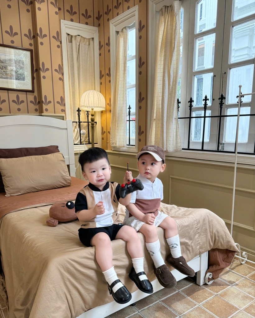 SET 2 ÁO POLO THÊU NGỰC PHỐI MÀU BÉ TRAI SẴN (XẢ 49k)