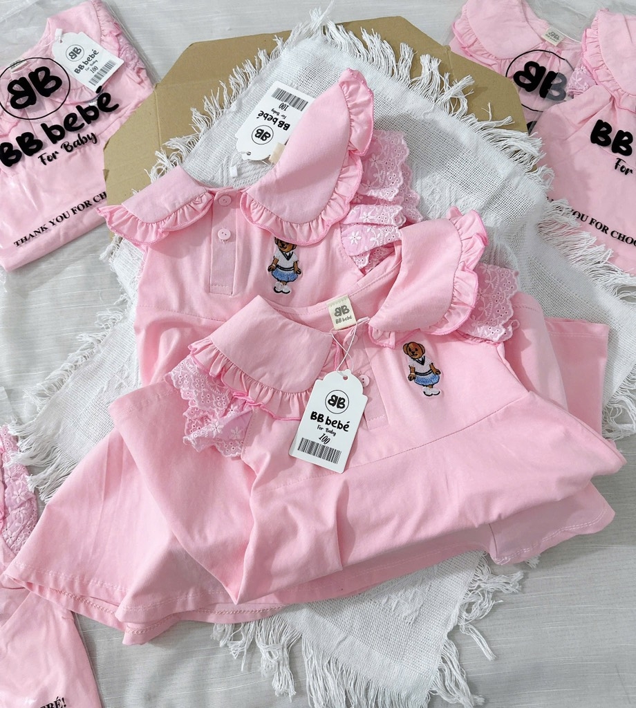 VÁY CỔ BÈO HỒNG THÊU GẤU BÉ GÁI SẴN (XẢ 55k)
