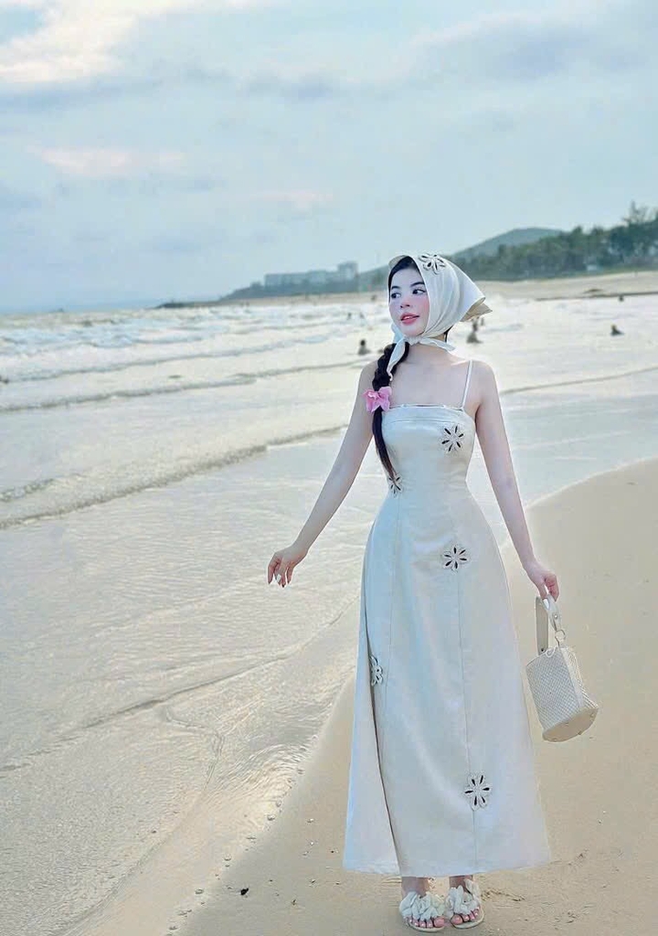 VÁY ĐÍNH HOẠ TIẾT CAO CẤP NỮ