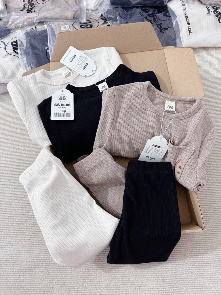 SET BỘ BÉ TRAI TÚI MẶT CƯỜI 2 MÀU SẴN