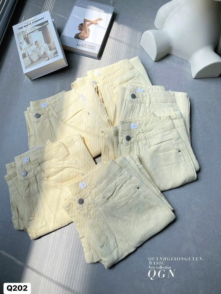 QUẦN BÒ NỮ SUÔNG MÀU KEM TÚI HỘP