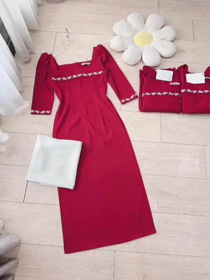 SET ÁO DÀI CÁCH TÂN THÊU NGỰC CỔ VUÔNG NỮ (SALE 150k))