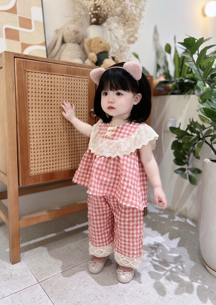 SET KẺ PHỐI REN ĐÍNH NƠ BÉ GÁI