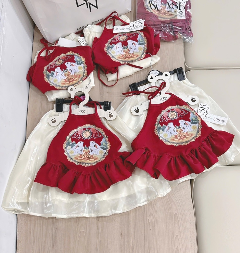 SET YẾM LỤA CHÂN VÁY GẤM BÉ GÁI