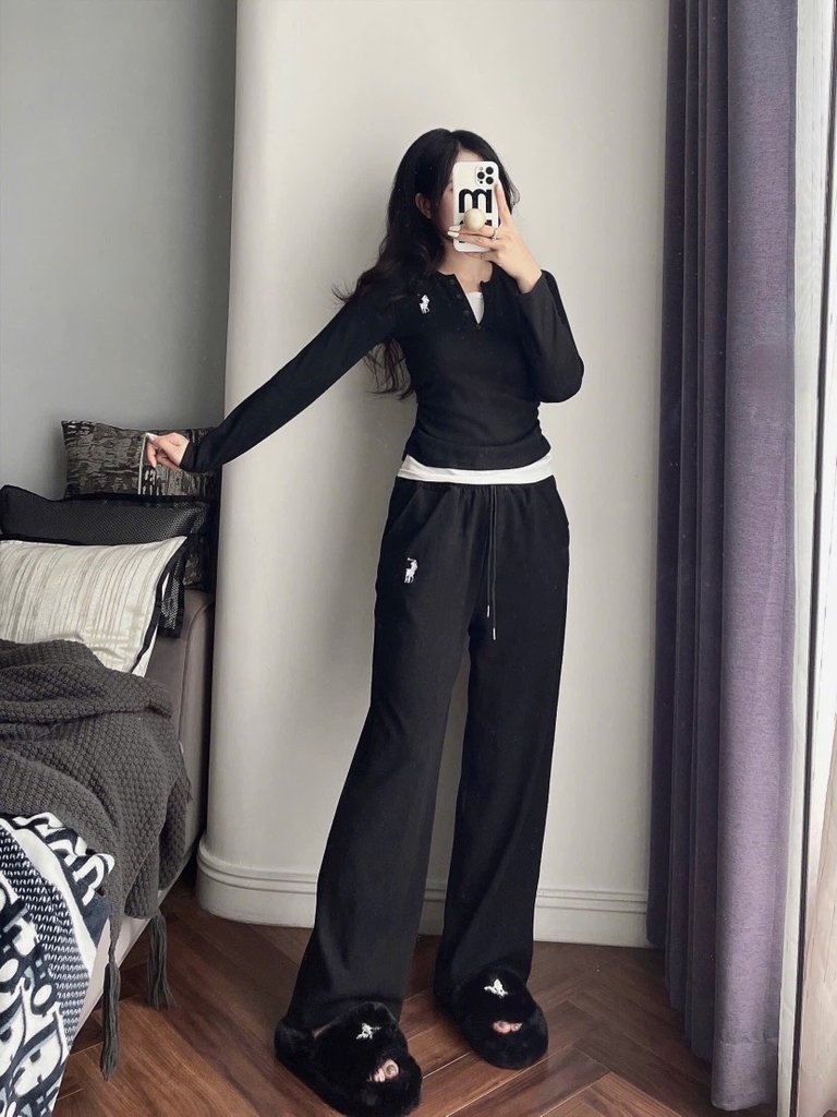 SET BỘ TĂM NHUNG THÊU NGỰA QUẦN SUÔNG 2 MÀU NỮ THU ĐÔNG SẴN