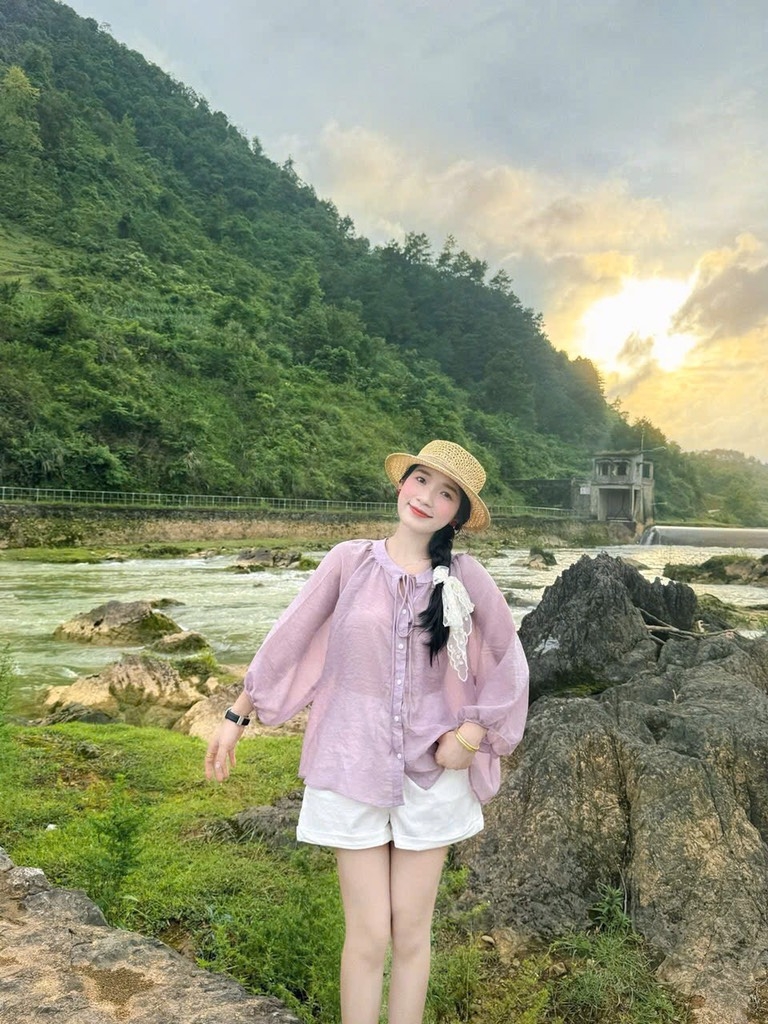 SET BÈO TÍM QUẦN CỘC TRẮNG NỮ
