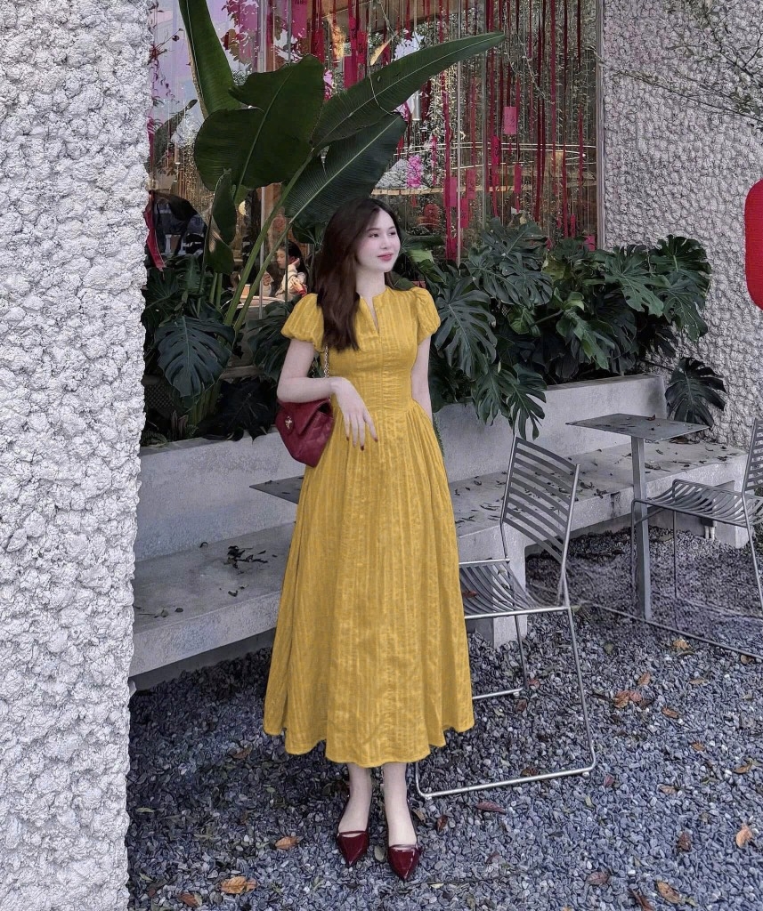 VÁY VÀNG HAI LỚP XẺ TRƯỚC NỮ
