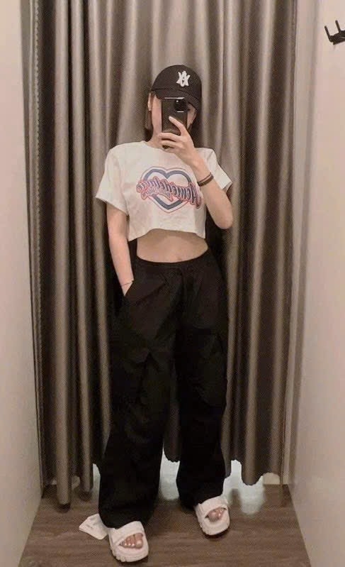 QUẦN GIÓ ĐEN BE WHOAU NỮ THU ĐÔNG