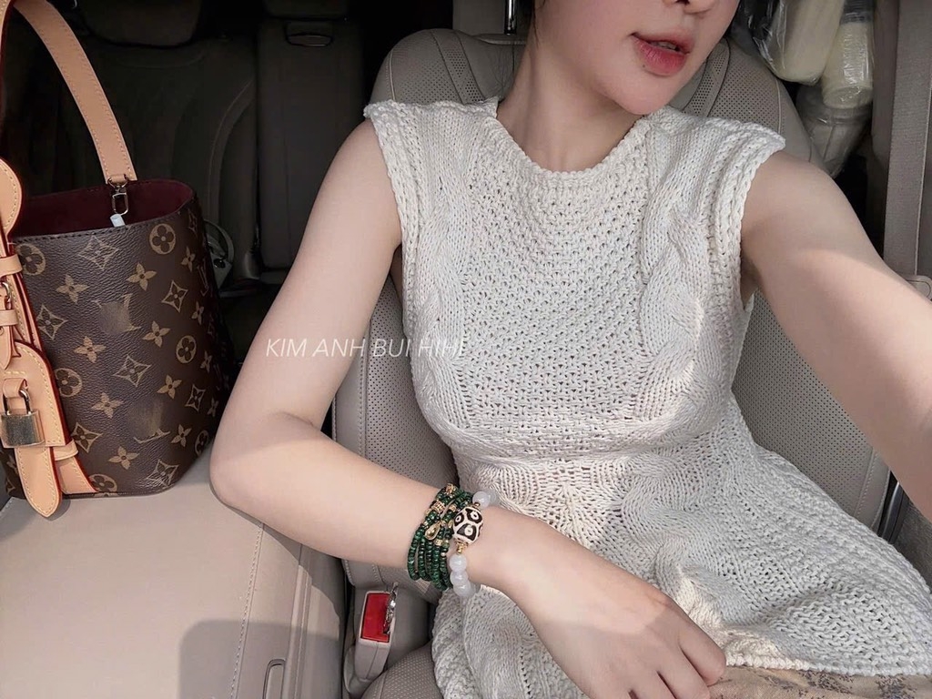 ÁO LEN SÁT NÁCH XOẮN THỪNG XOÈ DÁNG DÀI NỮ SẴN