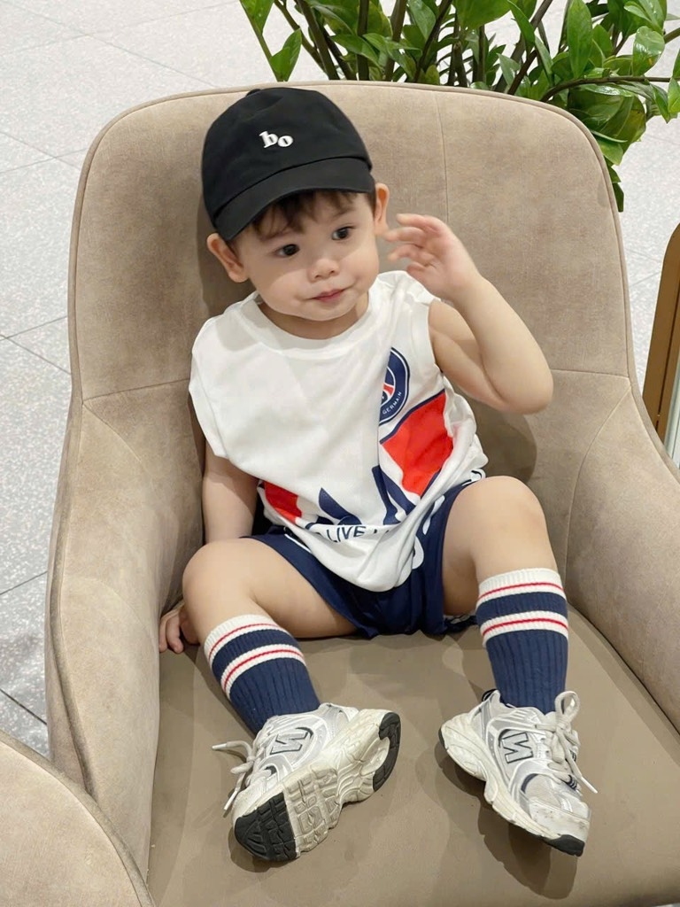 SET 2 BỘ PARIS 09 BÉ TRAI SẴN (SALE 79k)