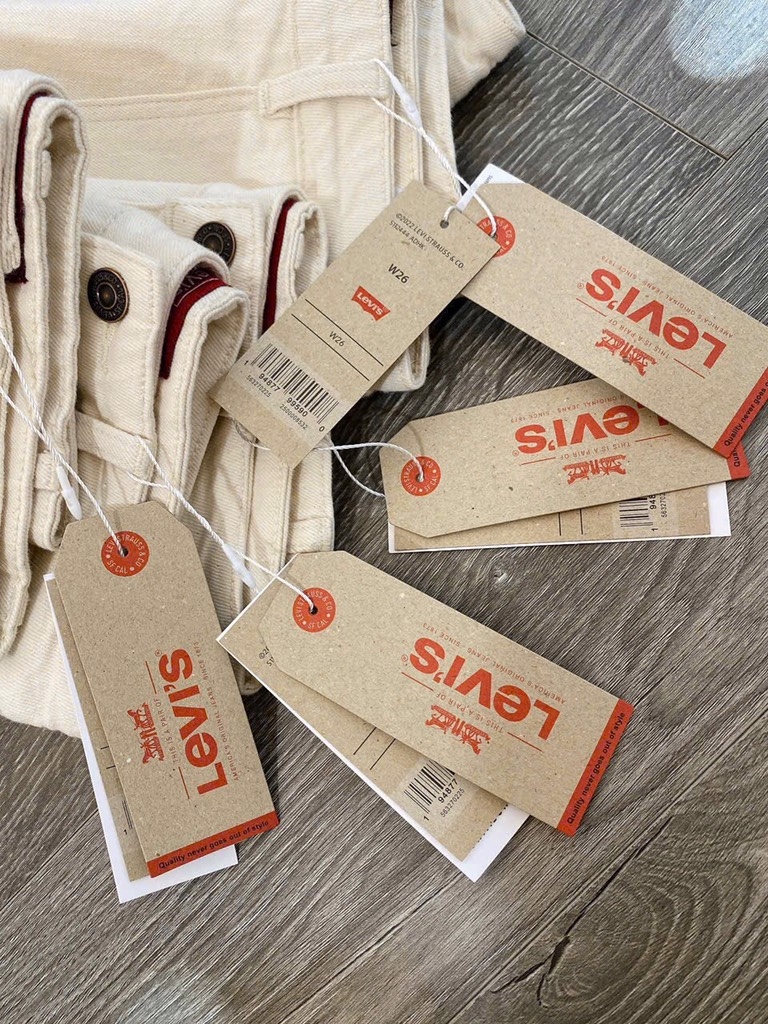QUẦN BÒ NỮ GIẢ VÁY LEVIS SẴN