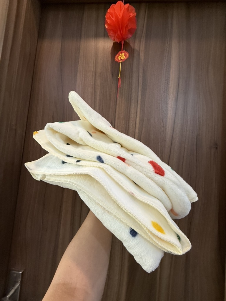 ĐỒ PHÒNG TẮM - SET 3 KHĂN TẮM CÚN CHẤM BI