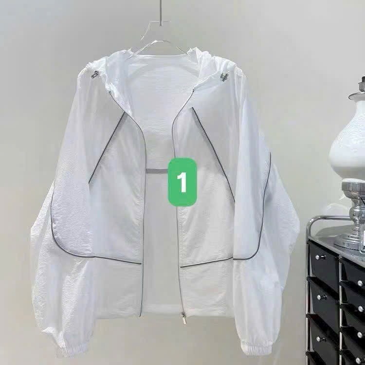ÁO KHOÁC GIÓ KẺ VIỀN NỮ