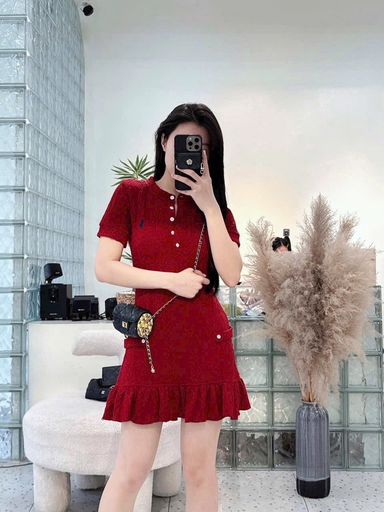VÁY LEN NỮ THÊU NGỰA KÈM QUẦN LÓT TRONG THU ĐÔNG SẴN