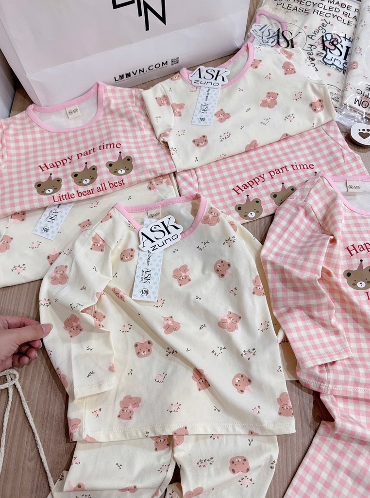 SET 2 BỘ GẤU CARO DÀI BÉ GÁI SẴN
