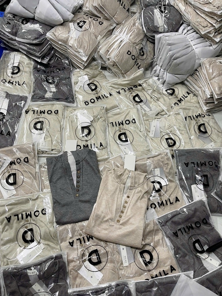 SET THUN PHỐI CỔ CÚC 2 MÀU NỮ THU ĐÔNG