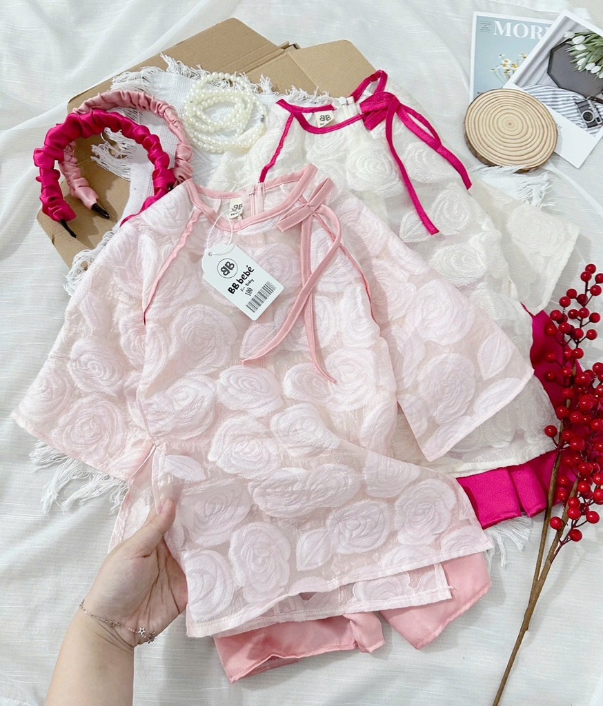 ÁO DÀI VẢI HOA NỔI BÉ GÁI SẴN