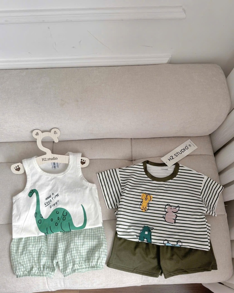 SET 2 BỘ CỘC KHỦNG LONG VÀ BA LỖ BÉ TRAI SẴN
