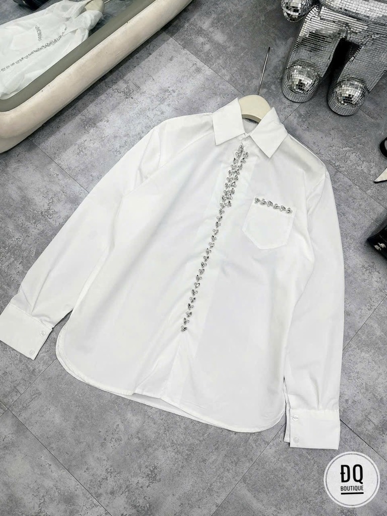 ÁO SƠ MI ĐÍNH ĐÁ FORM RỘNG NỮ